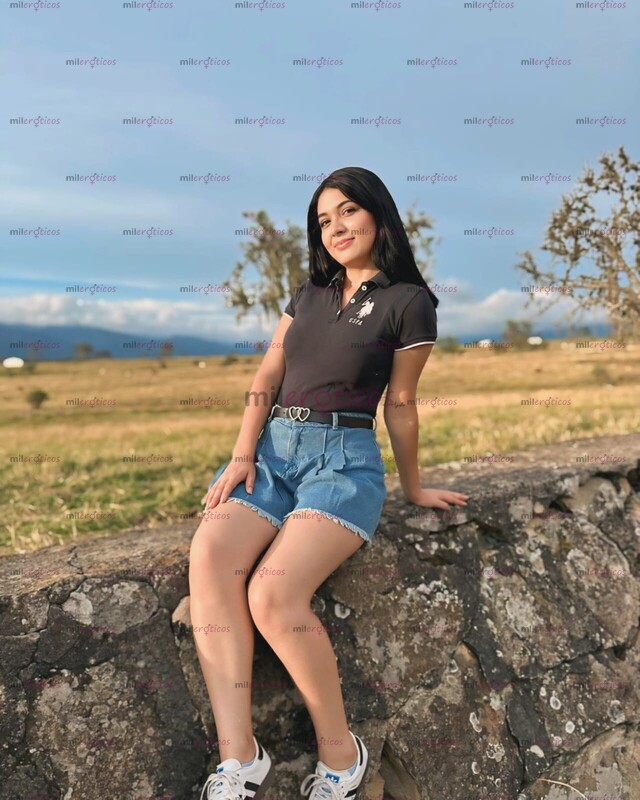 FOTOS DE HERMOSA JOVENCITA , TIERNA FLAQUITA CADERONA SENSUAL