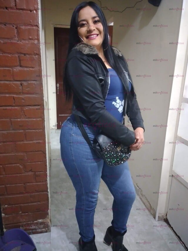 FOTOS DE HERMOSA SEXOSA MUY ARDIENTE Y MOJADITA DESEOSA DE TI