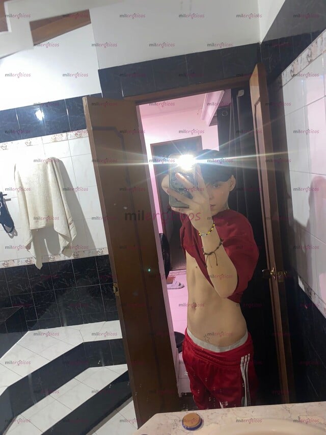 FOTOS DE CHICO DISPONIBLE CALIENTE 100% REAL CON MUCHA LECHE POCOS DIAZ