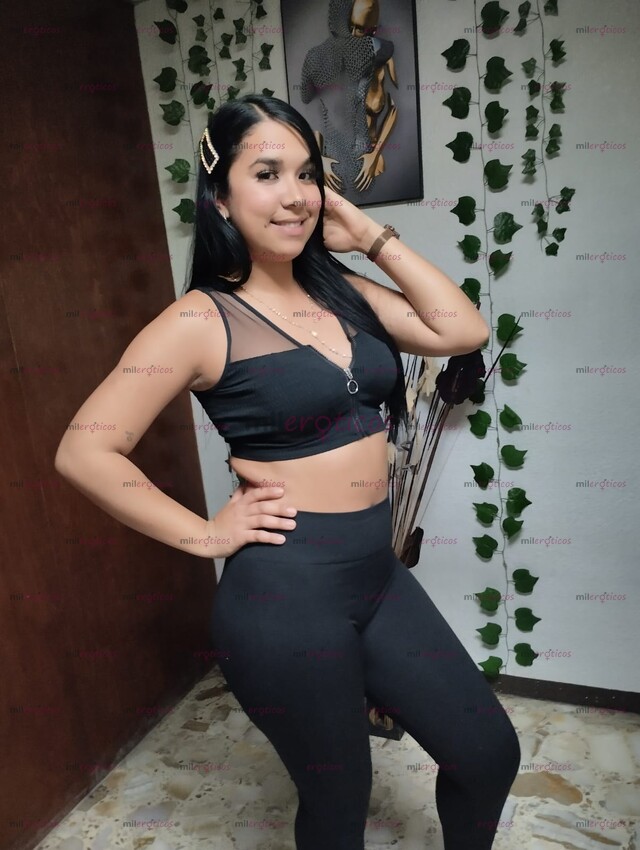 FOTOS DE ALONDRA, SEXY Y EXQUISITA CHICA NALGONA PARA TU PUPILA