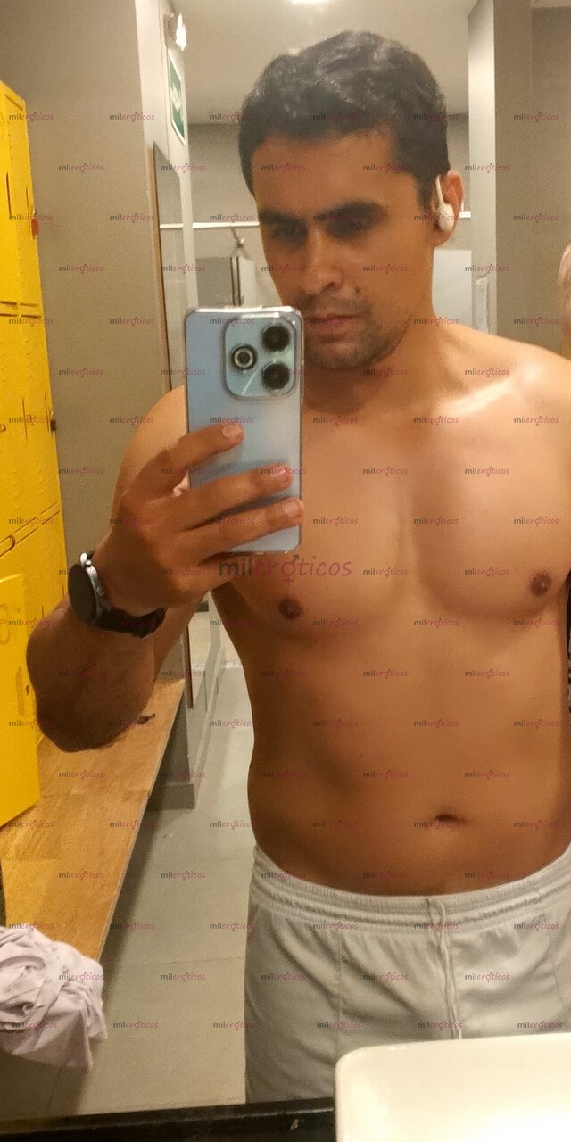 FOTOS DE HOMBRE SEXY Y APASIONADO LISTO PARA COMPLACERTE
