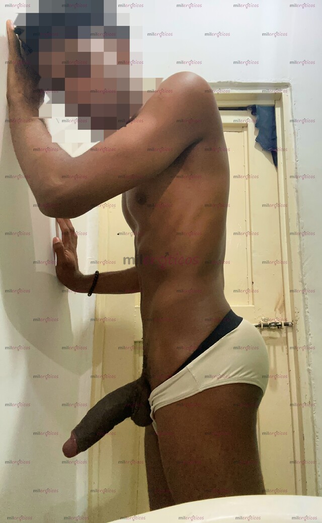 FOTOS DE MORENO DELGADO 24 CM COMPLACIENTE MASCULINO Y DISCRETO