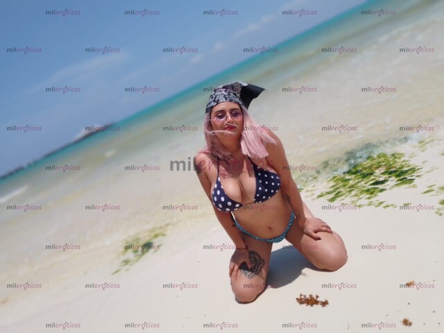 FOTOS DE TETAS GRANDES Y NATURALES, PERFECTAS PARA HACERTE UNA RUSA