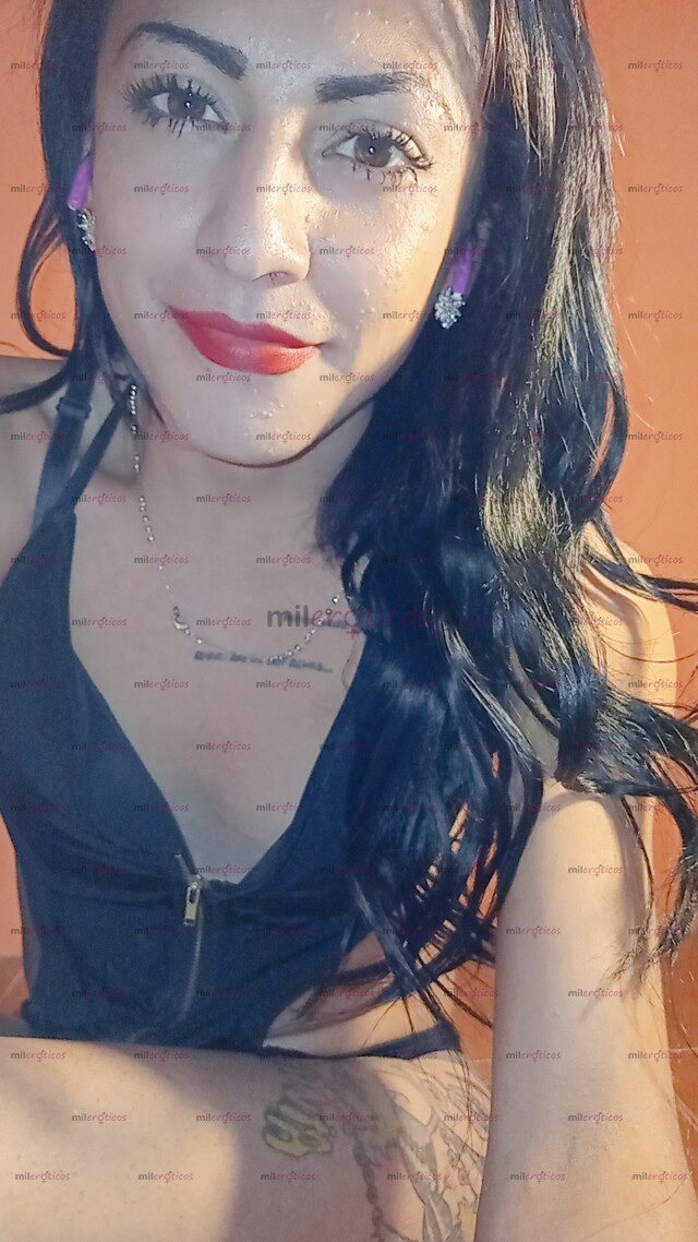 FOTOS DE ACTIVA PASIVA UNA PUTA CALIENTE FOGOSA SEXY BONITA Y FEMENINA