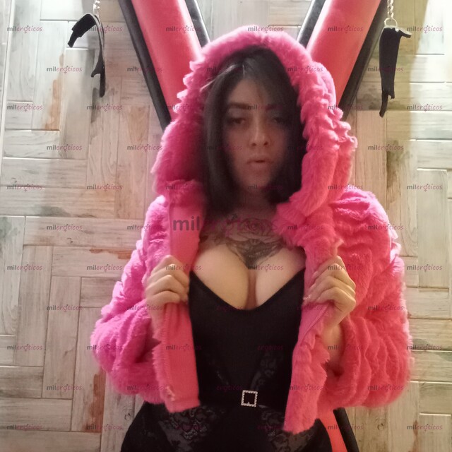 FOTOS DE UNA CHICA EDUCADA DISCRETA GUAPA Y CON UNA SENSUALIDAD ÚNICA NO CORRIENTE