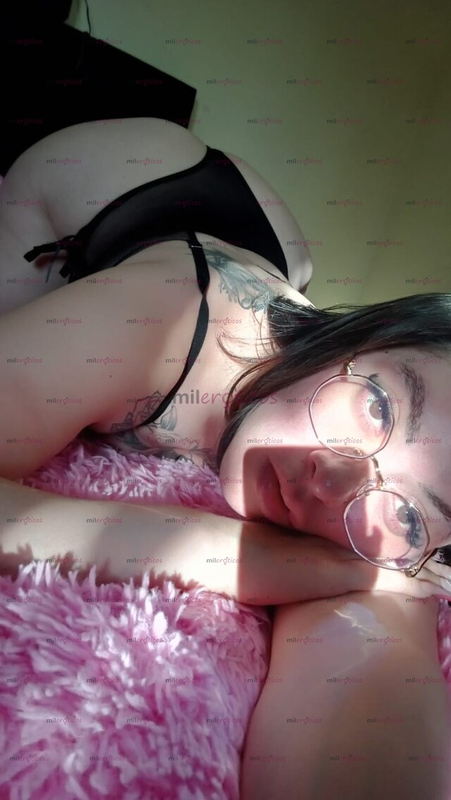 FOTOS DE UNA CHICA EDUCADA DISCRETA GUAPA Y CON UNA SENSUALIDAD ÚNICA NO CORRIENTE