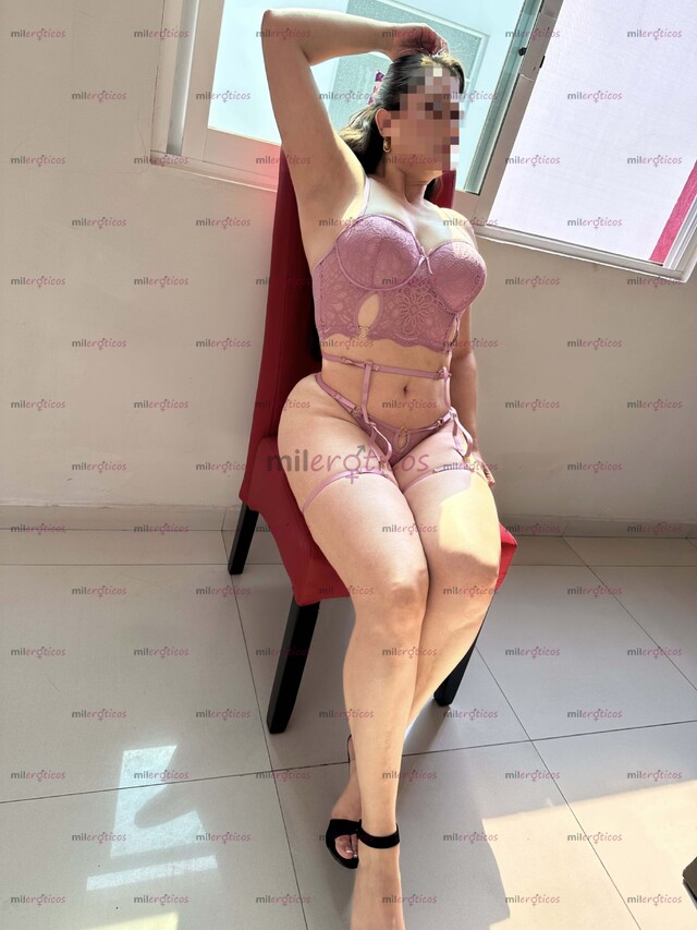 FOTOS DE NUEVECITA EN LA CIUDAD ESTRENAME PAPI APRIETO RIQUISIMO