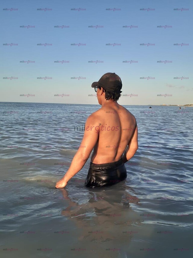 FOTOS DE HOLA, CHICO EDUCADO Y DISPUESTO PARA COMPLACERTE.