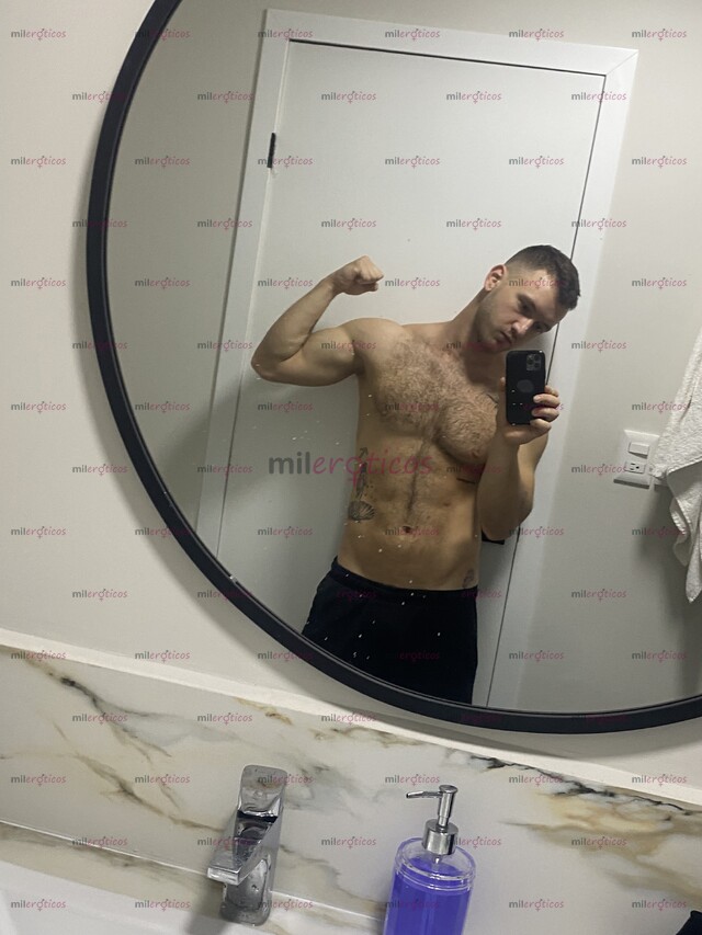 FOTOS DE ERIK SEXY. GUAPO Y MAMADO. DISPONIBLE HOY EN MTY