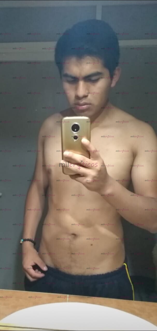 FOTOS DE JOVEN DELGADO BUSCANDO MUJER MADURA PARA PASARLA BIEN DESPEDIDA DE SOLTERA