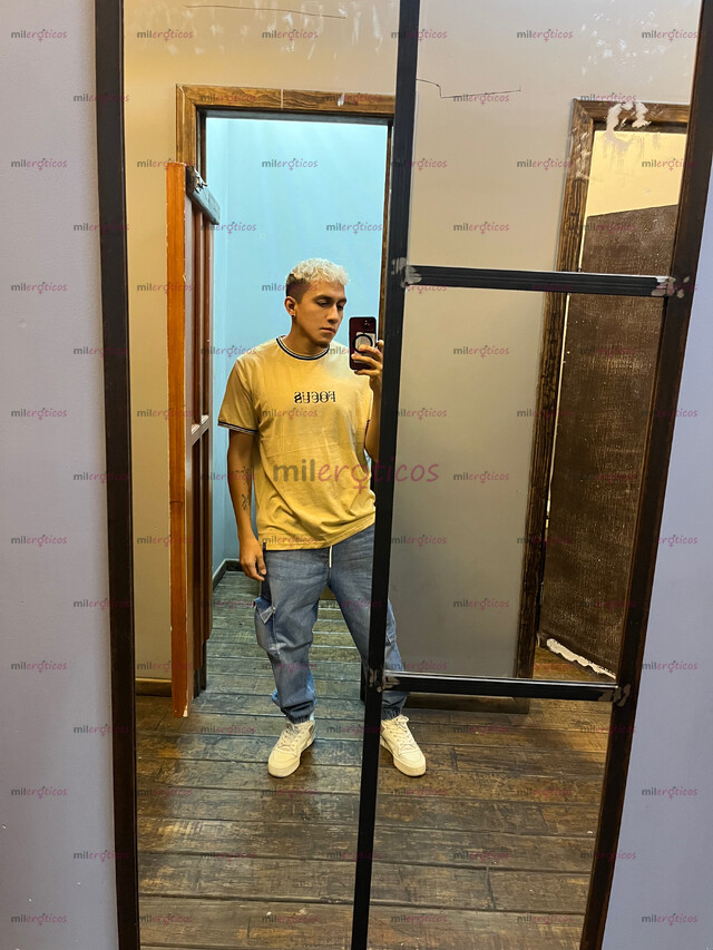 FOTOS DE BISEXUAL CON VERGA GRUESA Y HUEVOS GRANDES PARA DARTE RICO