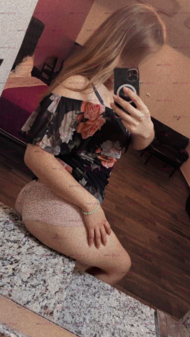 FOTOS DE HOLA BABY SOY DANNA SÚPER JUGOSITA Y APRETADITA