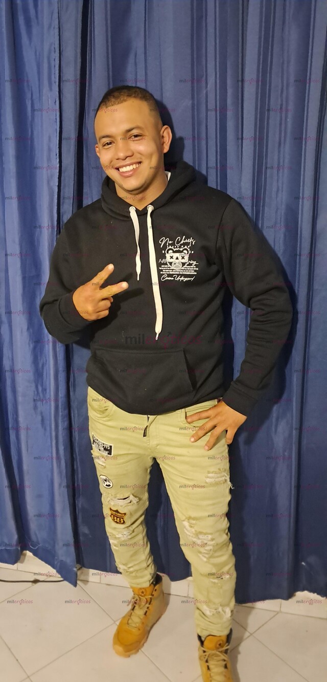 FOTOS DE SOY JOVEN AMOROSO COMPLACIENTE DOTADO FULL ERECCION