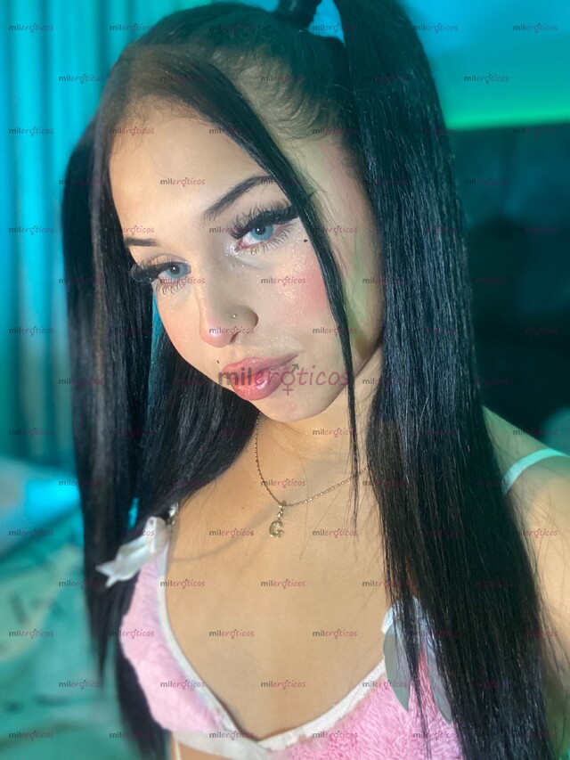 FOTOS DE PUTA CACHONDA TRAGONA CON GANAS DE SER FOLLADA Y EXPLOTADA DURÓ