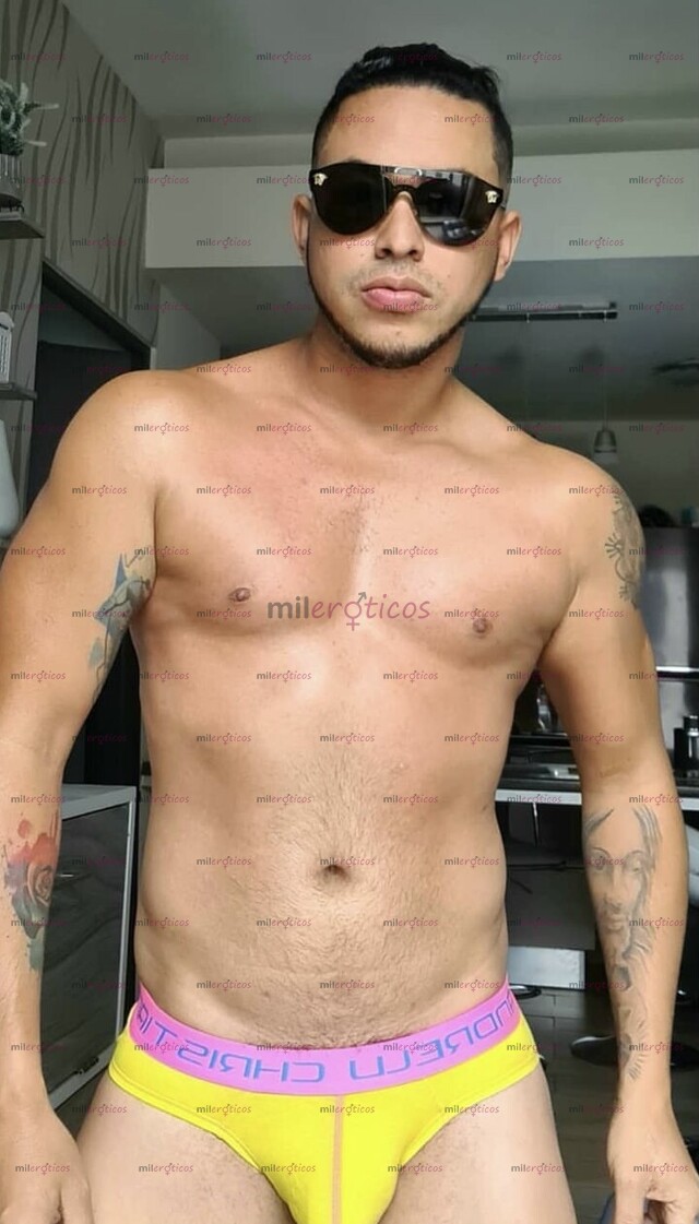 FOTOS DE MASAJISTA PROFESIONAL FITNESS COLOMBIANO EN TU CIUDAD POR POCO TIEMPO