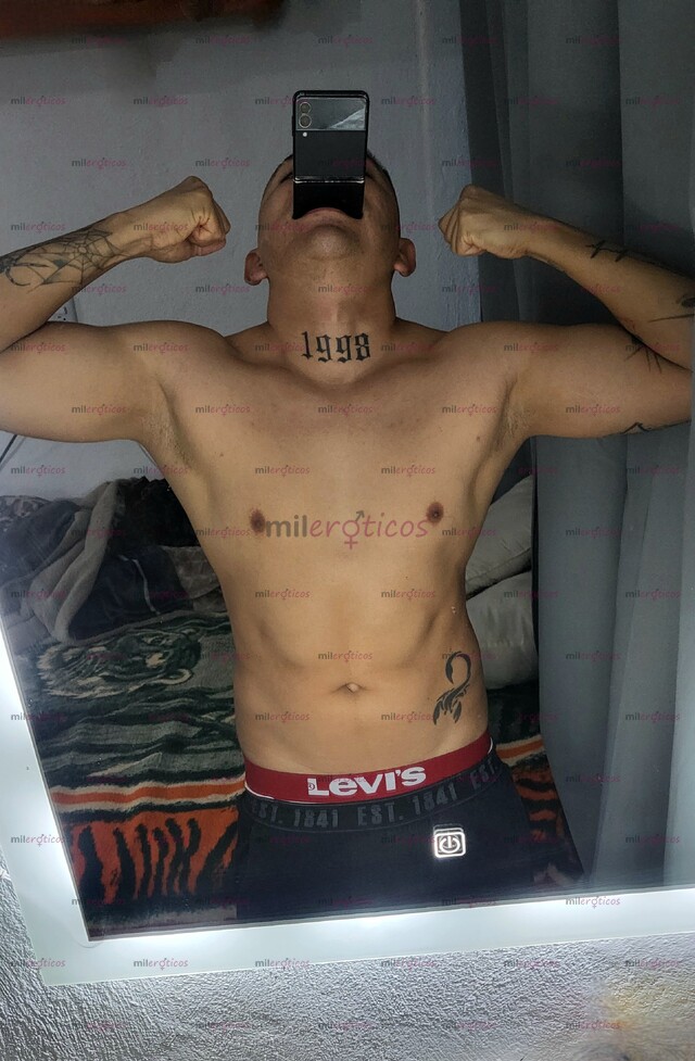 FOTOS DE TE GUSTARÍA QUE UN VATO TE DE MASAJE Y ENCUENTRAS PURAS MUJERES O GAYS? ESCRIBE