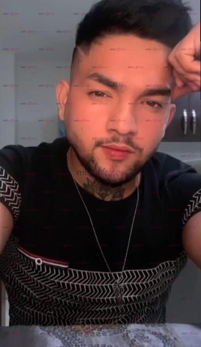 FOTOS DE HOMBRE GUAPO VISITANDO LA CIUDAD WHATSAPP 57 333 2587840