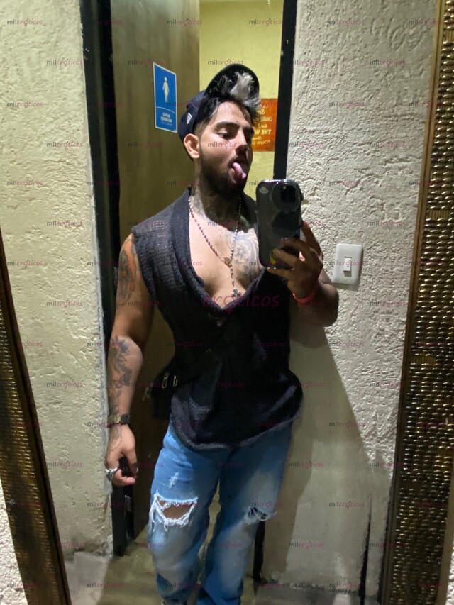 FOTOS DE HOMBRE GUAPO VISITANDO LA CIUDAD WHATSAPP 57 333 2587840