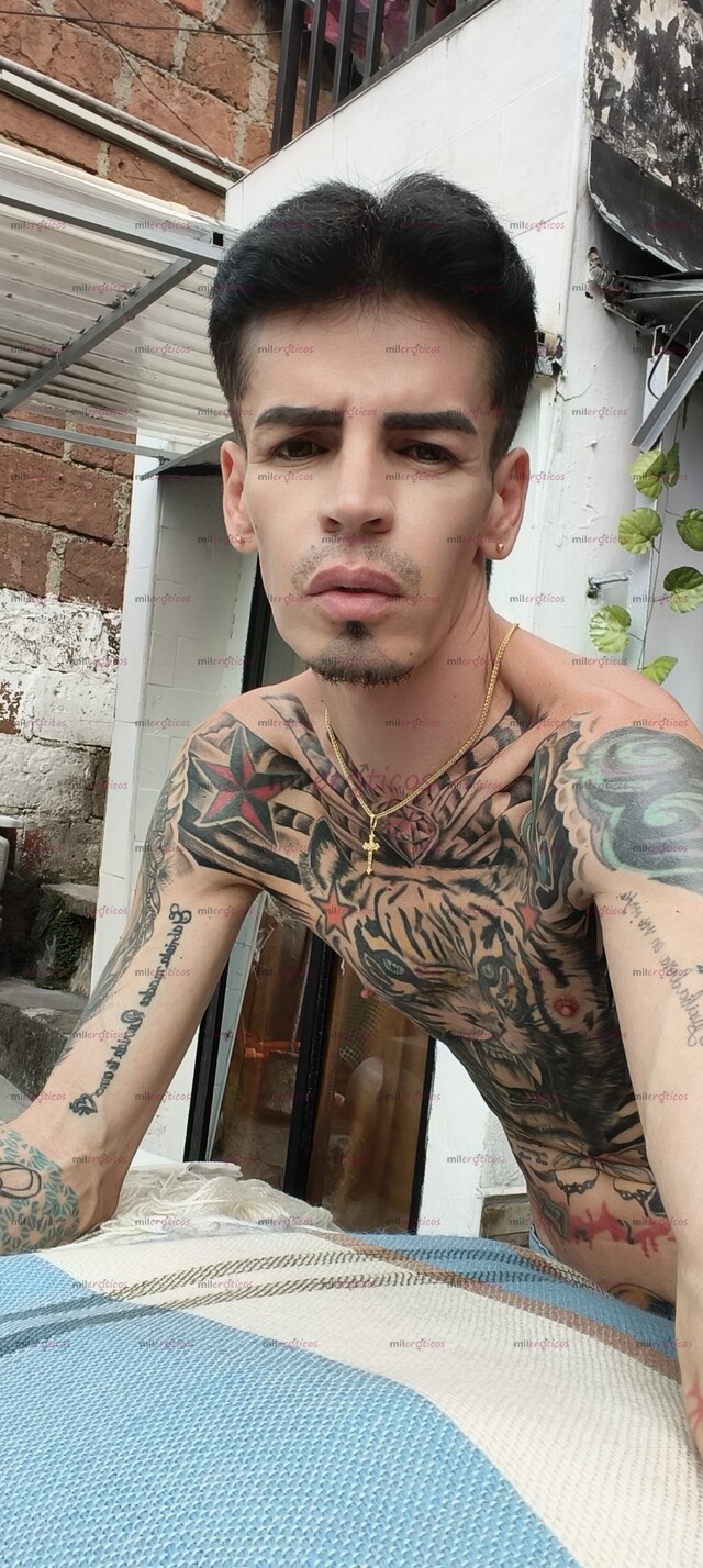 FOTOS DE FLACO ACTIVO SERIO MORBOSO BLANCO TATUADO VERGON