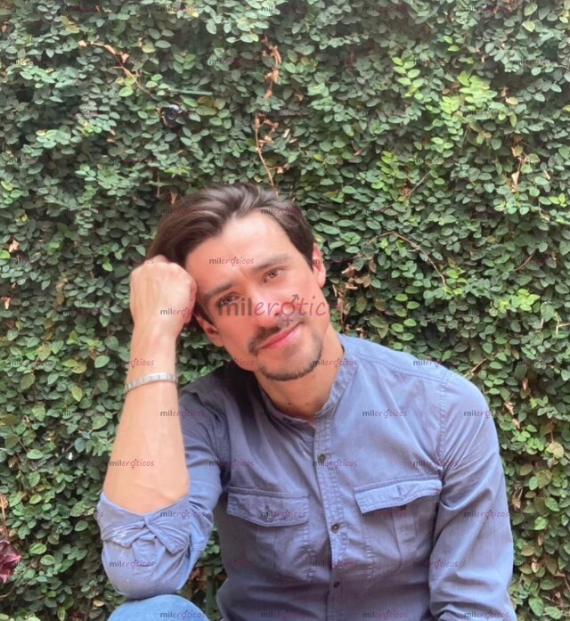 FOTOS DE PRUEBA ALGO DIFERENTE CON ALGUIEN REAL, NO TE LA PASARÁS MAL.