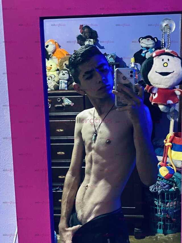 FOTOS DE BLANQUITO PASIVO DE 19 AÑOS COMPLACIENTE