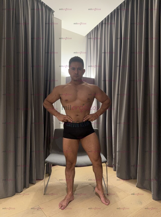 FOTOS DE MACHO 100%, BIKER BISEXUAL DOMINANTE VERGON 22CM PREÑADOR CUAUHTEMOC
