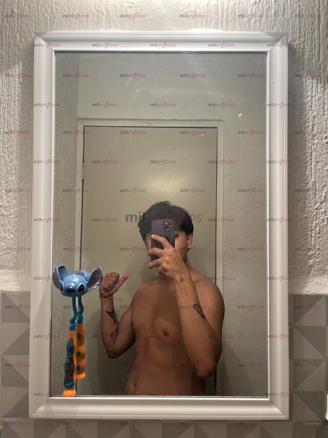 FOTOS DE COLOMBIANO, ME LLAMO JOHN UN CHICO DE 20 AÑOS, ESTOY INTERESADO EN COMPLACERTE