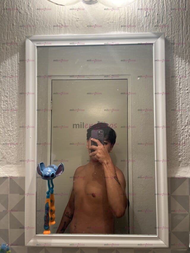 FOTOS DE COLOMBIANO, ME LLAMO JOHN UN CHICO DE 20 AÑOS, ESTOY INTERESADO EN COMPLACERTE