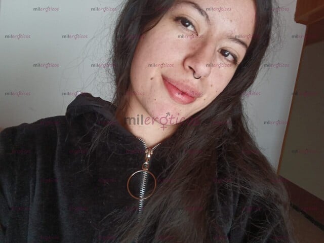 FOTOS DE SOY LUNA HERMOSA JOVEN PAISITA, QUIERO SALIR ADELANTE