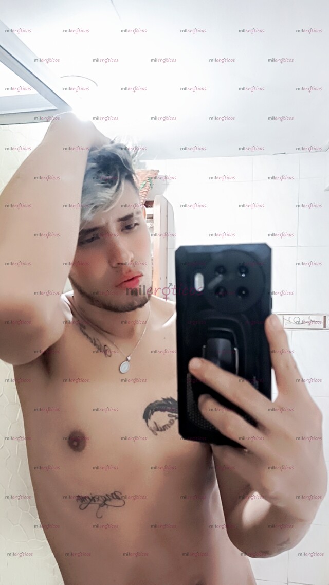 FOTOS DE ANDER09 FLAQUITO SUMISO.. COMPLACIENTE... ATENTO A TODO LO QUE DESEES PASIVO