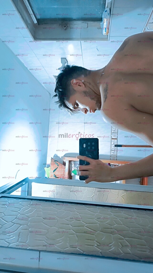 FOTOS DE ANDER09 FLAQUITO SUMISO.. COMPLACIENTE... ATENTO A TODO LO QUE DESEES PASIVO