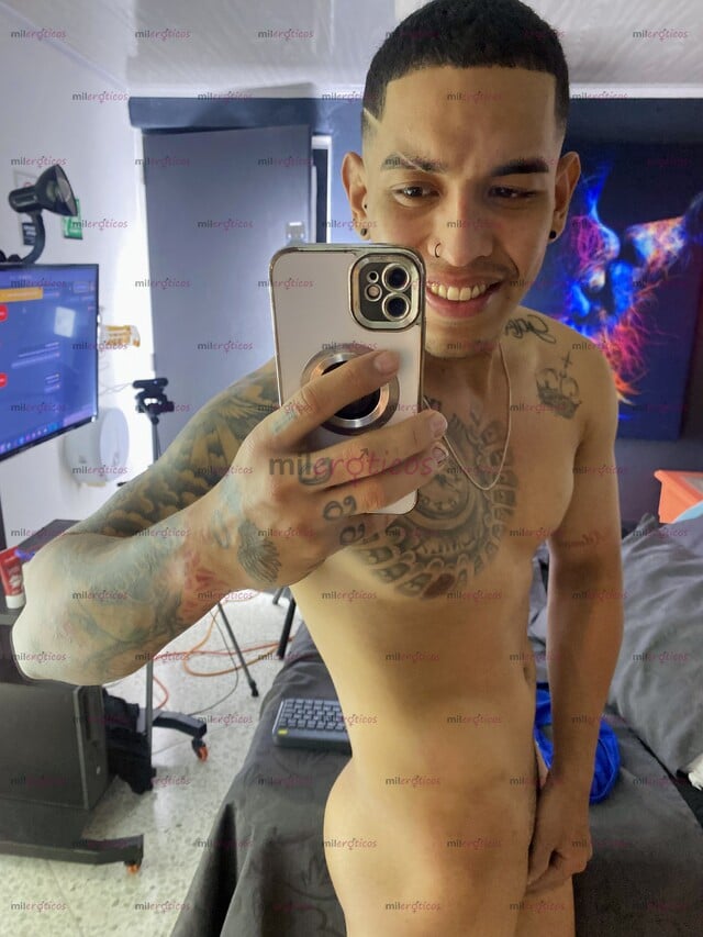FOTOS DE HETERO ARRECHO DE PASO POR TU CIUDAD, DISPUESTO A COMPLACER TODOS TUS DESEOS