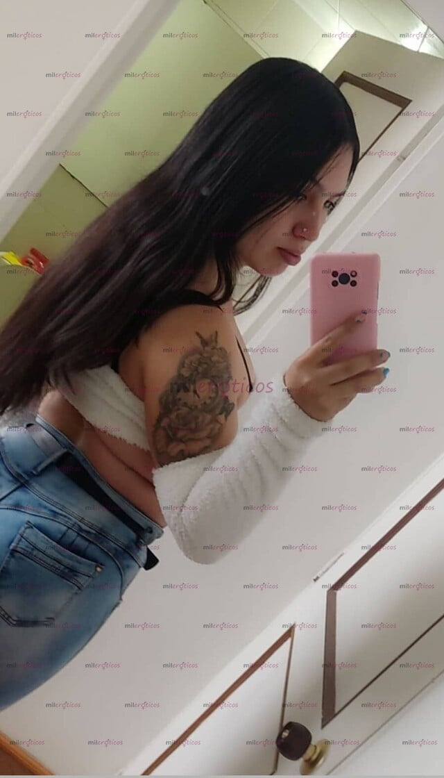 FOTOS DE EVELYNN UNA NIÑA TRANS TIERNA Y CARIÑOSA SUMISA PARA DARTE MUCHO PLACER