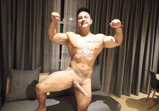 FOTOS DE MACHO 100%, BIKER BISEXUAL DOMINANTE VERGON 22CM PREÑADOR CUAUHTEMOC