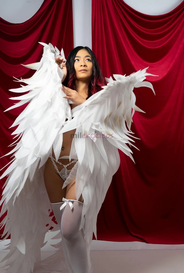 Hola soy danna si quieres desconectar totalmente de la rutina diaria solo tienes que venir a verme y veras lo complacido que quedaras mis caricias te...