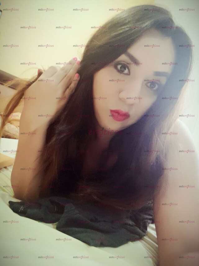 FOTOS DE ISABELA DE LA GARZA CON RICO CARAMELO DE22CM