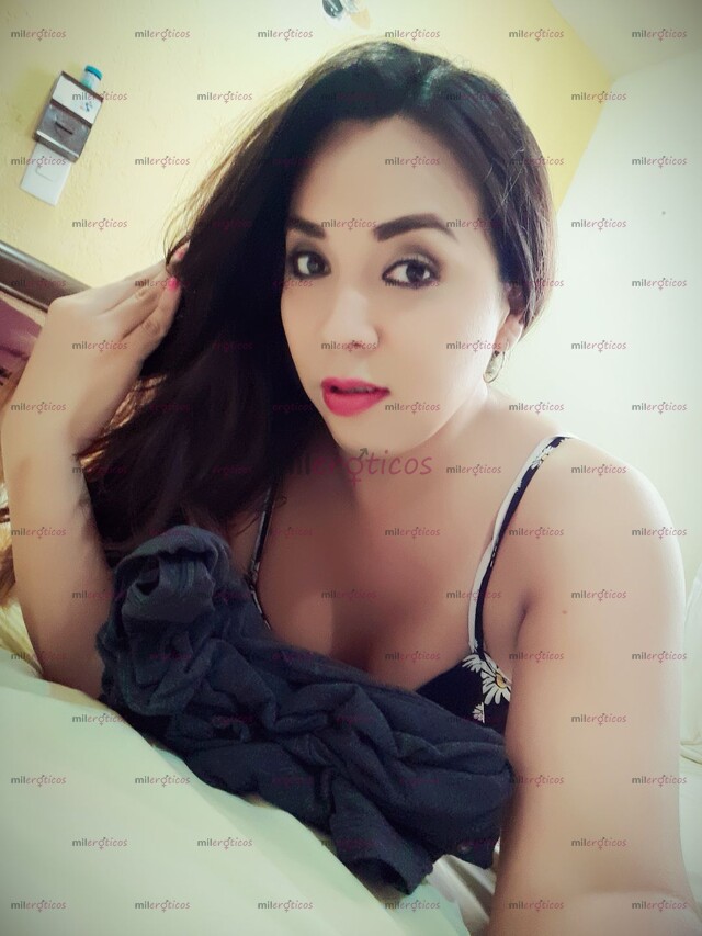 FOTOS DE ISABELA DE LA GARZA CON RICO CARAMELO DE22CM