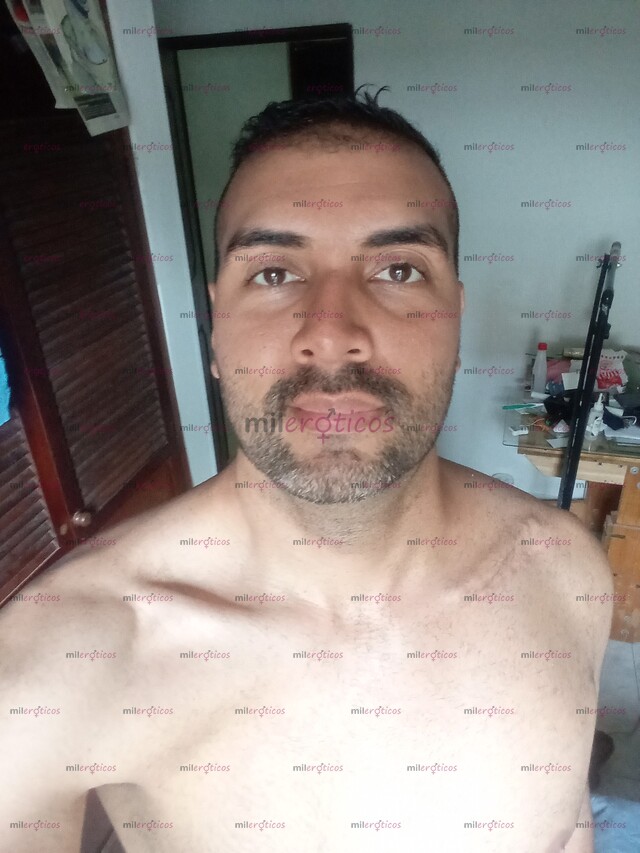 FOTOS DE ME LLAMO ANDRES EL QUE TE HARA SENTIR MUJER EN LA CAMA