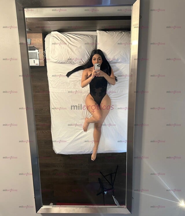 FOTOS DE MORENA TETONA Y CON MUCHAS CURVAS TE ESPERO EN MI CHAT.