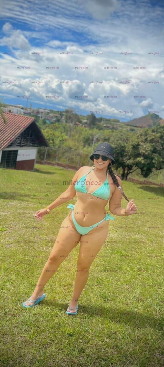 FOTOS DE HERMOSA COLOMBIANA GRANDE CUERPO NATURAL EXELENTE SERVICIO CON SITIO