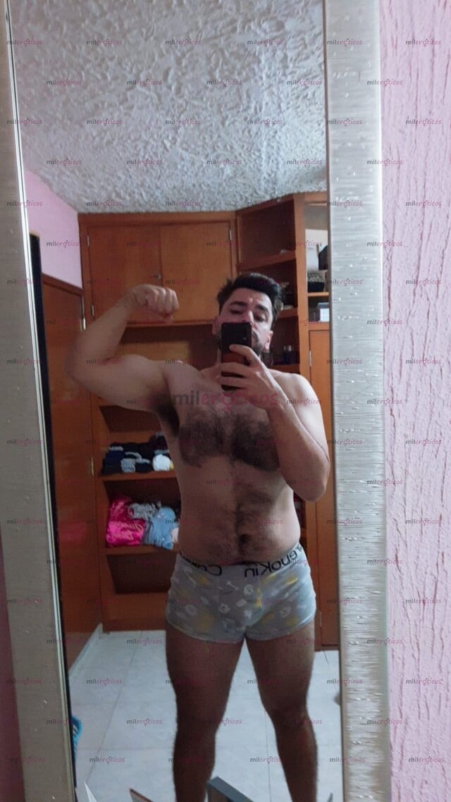 FOTOS DE JOVEN DE 32 NECESITADO BUSCA AYUDA DE COMUNIDAD A CAMBIO DE FAVORES SEXUALES