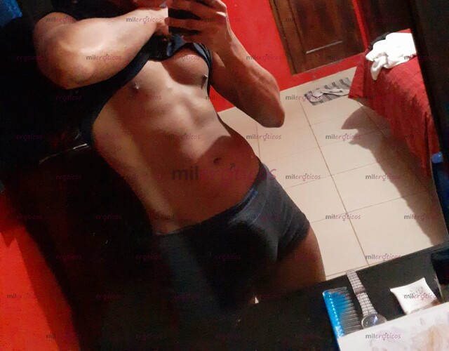 FOTOS DE HOLA, CHICO EDUCADO Y DISPUESTO PARA COMPLACERTE.