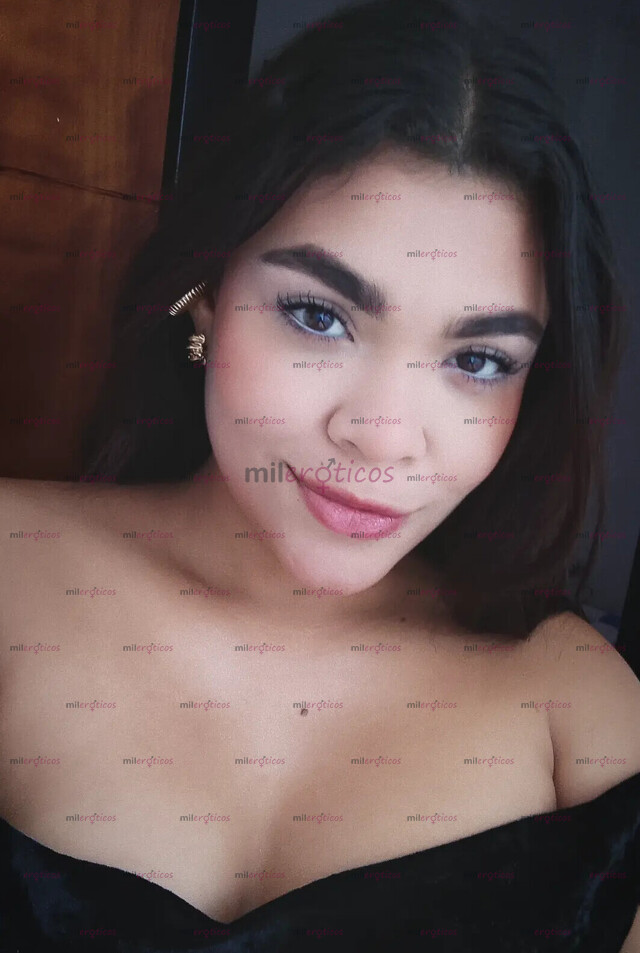 FOTOS DE SOLO DOMICILIO MORENA BELLA DE CUERPO NATURAL SEXY Y CALIENTE FOTOS REALES