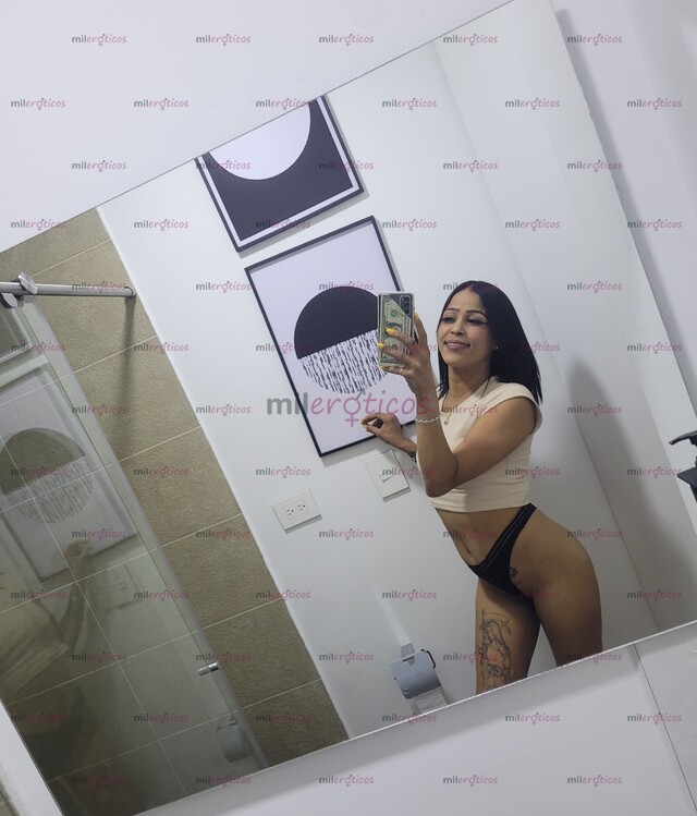 FOTOS DE VANESA UNIVERSITARIA EXTROVERTIDA APASIONADA AMANTE A LA SEXO
