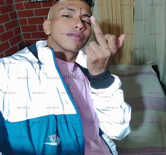 FOTOS DE JOVEN ACTIVO VERGON DE 20CM DISPONIBLES POR POCO TIEMPO