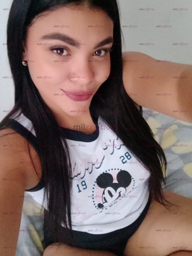 FOTOS DE SOLO DOMICILIO MORENA BELLA DE CUERPO NATURAL SEXY Y CALIENTE FOTOS REALES