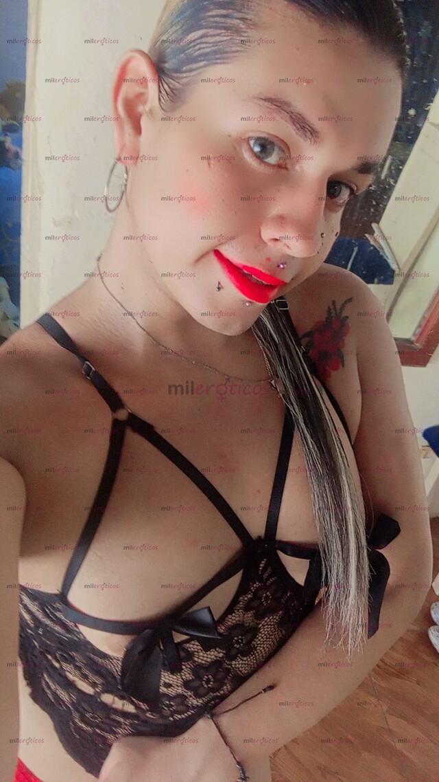 FOTOS DE HOLA MIS AMORES YEGO TU PERRITA RICA ARDIENTE Y LECHOSA