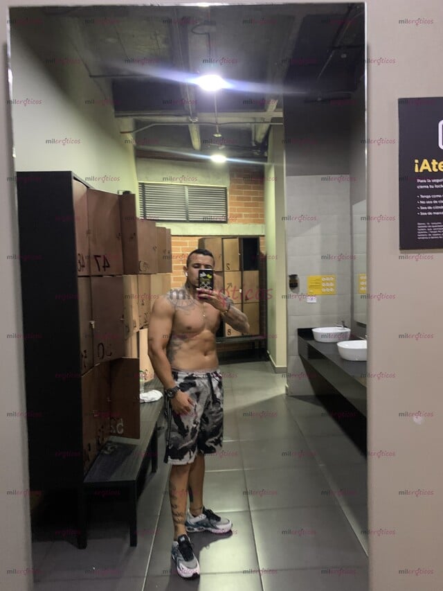 FOTOS DE SOY NUEVO EN ESTO HE LLEGADO PARA CUMPLIR TUS FANTASÍAS