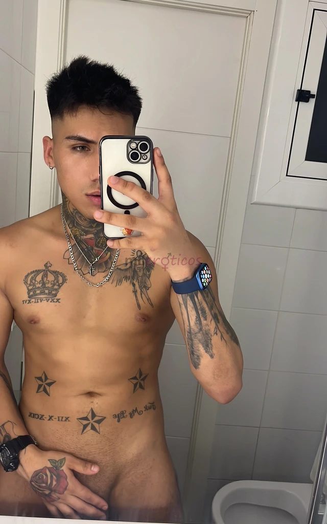 Hola soy camilo 24 anos chileno en puerto montt centro pichulon 21 cm pichula dura rica lechera pa mamarla x horas soy versatil tambien doy culito y t...