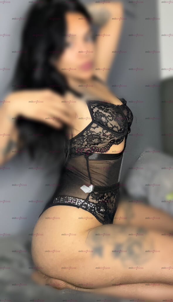 FOTOS DE MORENITA BONITA LISTA PARA COMPLACERTE, MÁNDAME MENSAJE BB